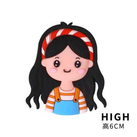 Tượng nhựa dẻo-bé gái mặc áo yếm xanh dương.