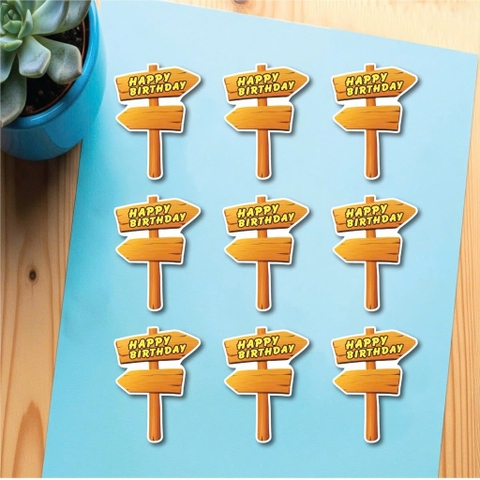 Set 45 bảng biển chỉ đường giấy màu nâu - chữ HPBD màu vàng.