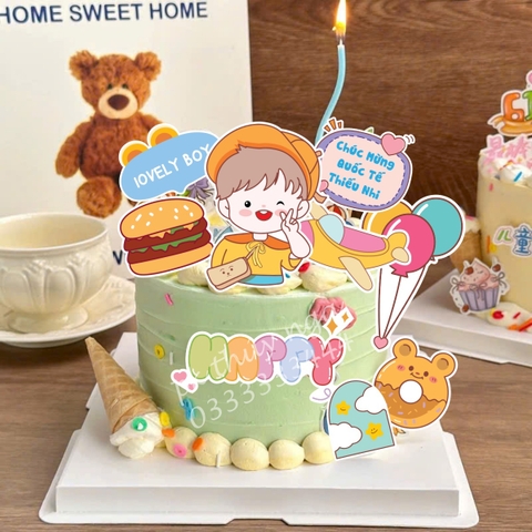 Combo 2 set giấy -bé trai kute đội mũ vàng và bánh hamburger.