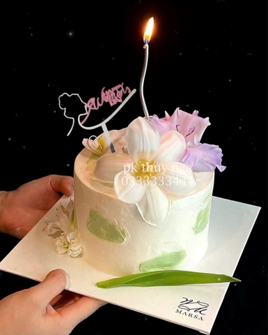 Mica 2 lớp women's day và cô gái-HỒNG BẠC.