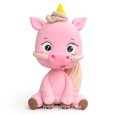 Tượng đất nặn -NGỰA HỒNG sừng vàng.