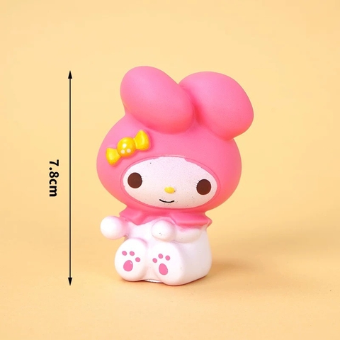 Tượng nhựa mèo Melody mẫu mới (cài nơ vàng)9130.