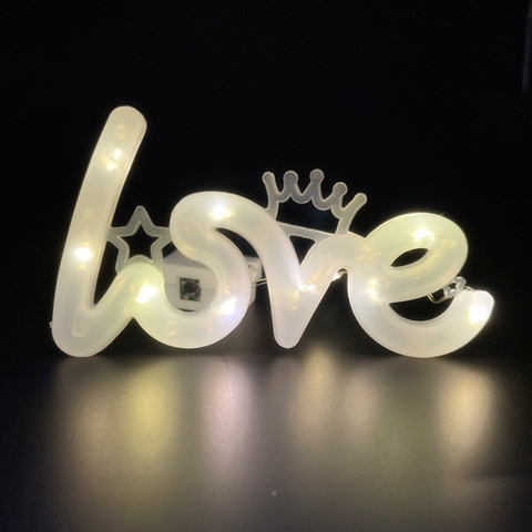 Đèn nháy chữ LOVE-MÀU VÀNG.