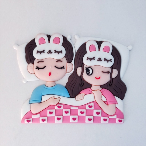 Tượng nhựa dẻo-đôi nam nữ nằm ngủ.