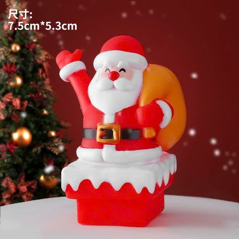 Tượng ông già noel vác túi quà vàng (nhựa).