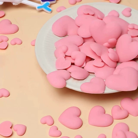 Hộp 100gam- kẹo gum tim đường màu HỒNG (mix 4 size).
