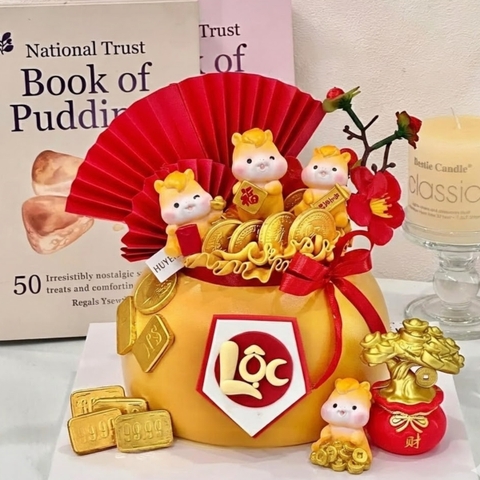 Set nhựa đặc- 5 tượng bé ngựa vàng mini mix mẫu.