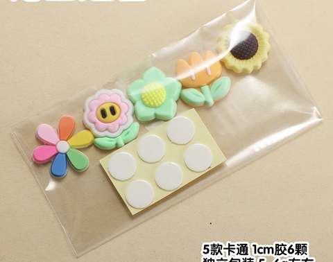 Set nhựa dẻo - 5 bông hoa mix mẫu.