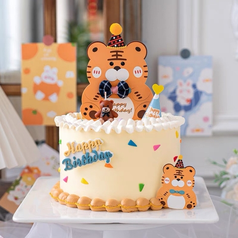 Set 90 mũ mini giấy mix mẫu (không gắn sẵn).
