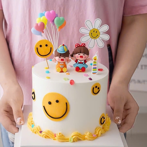 Set 30 cây cắm hình bông hoa trắng (nụ hoa hình mặt trời mỉm cười).