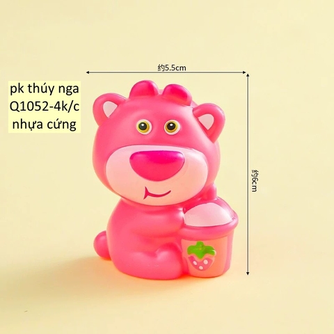 Tượng gấu dâu (Lotso) Uống trà sữa (nhựa cứng).