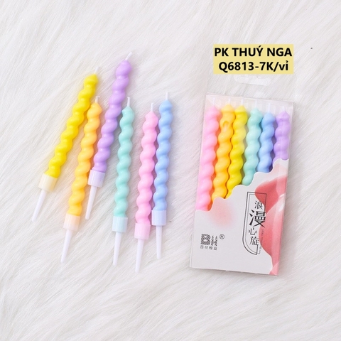 Vỉ 6 cây nến xoắn to sắc màu.