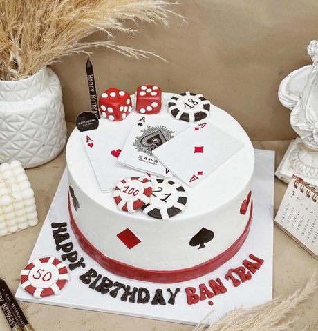 Vỉ 6 cây nến bút chì màu ĐEN  (thân nến có chữ HPBD).