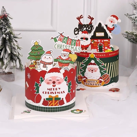 Set 10 thành bánh giấy chủ đề NOEL -màu đỏ (họa tiết ông bà noel và chiếc tất)10cmx55cm..
