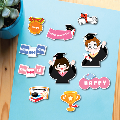 Combo 5 set giấy SX tốt nghiệp - 2 bé cử nhân áo đen (bé trai đeo kính).