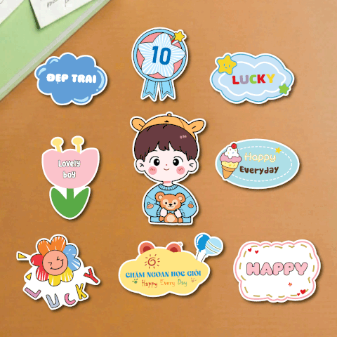 Combo 5 set giấy SX- bé trai đội mũ vàng ôm gấu.