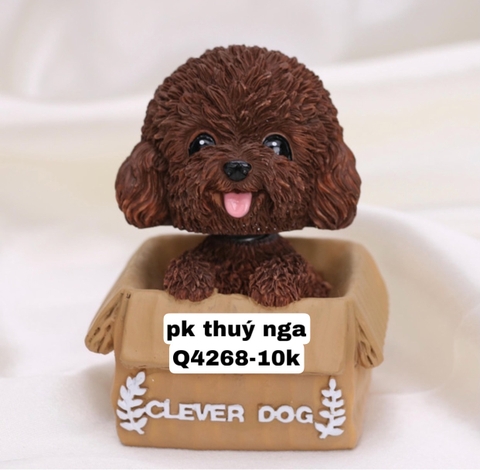 TUONG-chó nhựa ngồi giỏ-nâu