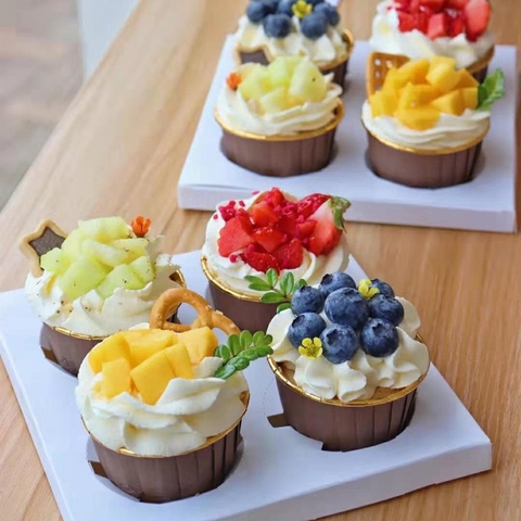 Set 50 cốc cupcake (NÂU ĐẬM- VÀNG).