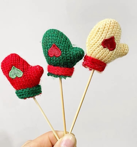 Set cắm Noel vải  - 3 găng tay xanh đỏ trắng.