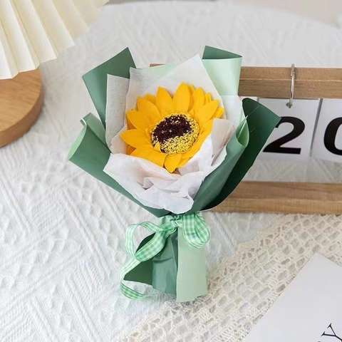 Bó hoa Hướng dương (giấy gói màu XANH).