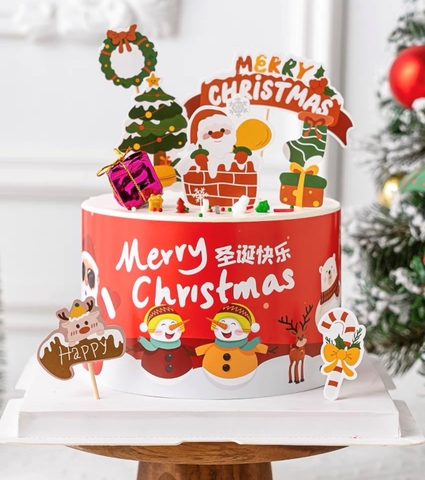 Set 10 thành bánh giấy chủ đề NOEL -màu đỏ (họa tiết ông già noel - cây thông-chim cánh cụt-hộp quà) 10cmx55cm..