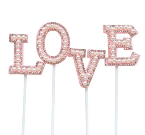 Set 5 chữ LOVE gắn hạt-HỒNG  (size to 4.5cm).