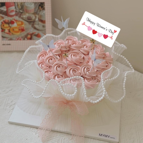 Set 60 thẻ giấy  trắng Happy women's day và dây trái tim (HÌNH CHỮ NHẬT).
