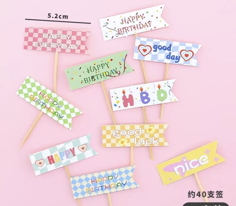 Set 60 cây cắm giấy HPBD hình chữ nhật họa tiết caro sắc màu (mẫu 2).