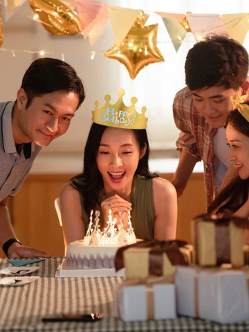 Set 10 mũ sinh nhật hình vương miện-VÀNG.