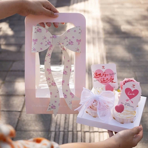 Set 10 hộp cupcake quai xách và nơ-HỒNG.