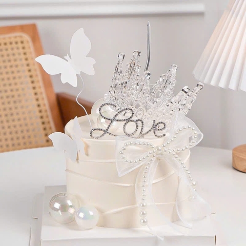 Vương miện nhựa - TRONG đk  10.5cm.