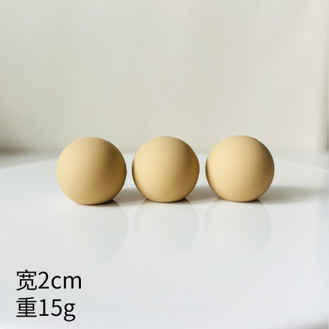 Set 3 quả bóng nhựa dẻo size nhỏ  2cm -MÀU NÂU NHẠT.