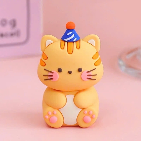 Tượng silicon 3D-mèo vàng đội mũ9360.