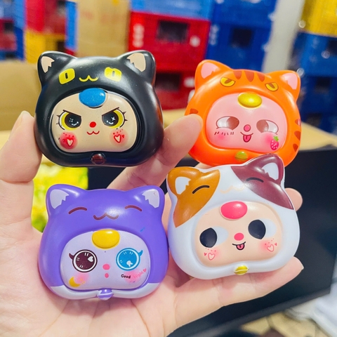 Set 4 Baby three  mặt tròn (nhựa cứng).