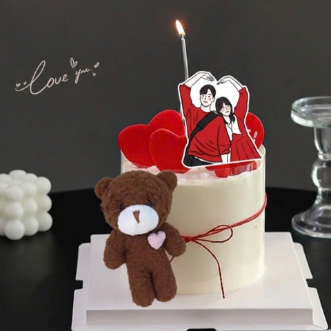 Gấu bông size 12cm (không gồm khăn và mũ) -MÀU NÂU ĐẬM gắn trái tim hồng.