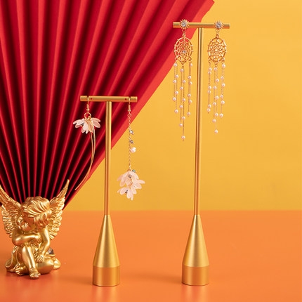 Giá treo trang sức