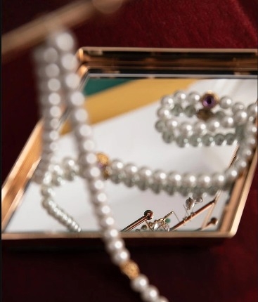 Giá treo 3 tầng kết hợp gương trang điểm