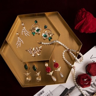 Khay trang sức lục giác mạ vàng