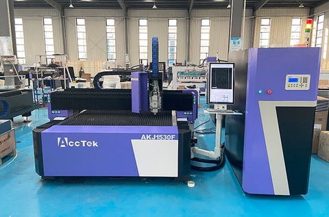 Đưa Vào Sử Dụng Máy Cắt Laser AKJ2060F2 Phục Vụ Kết Cấu Thép & Inox Cơ Khí