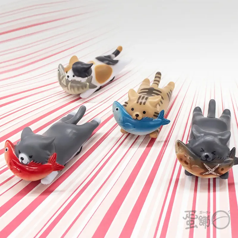 Đồ chơi gacha gashapon mô hình mèo ăn vụn cá  Aug 23