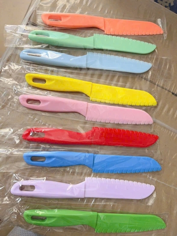 DAO TẬP CẮT BẰNG NHỰA