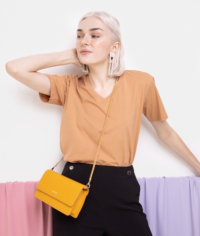 Áo thun basic form rộng cổ tim
