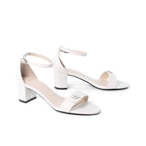Giày sandal gót vuông đính hoa trang trí
