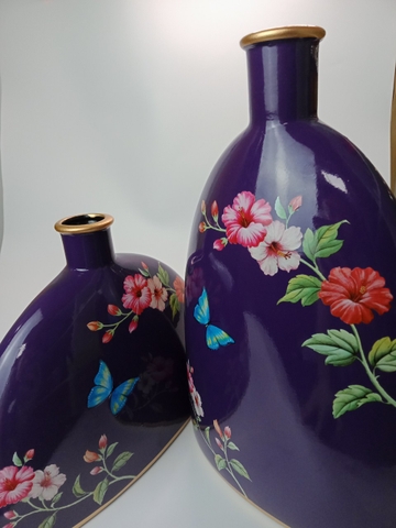 Bình hoa dẹt quạt tím