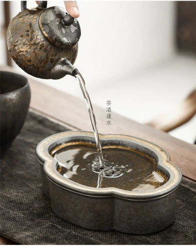 Khay ấm lượn lỗ