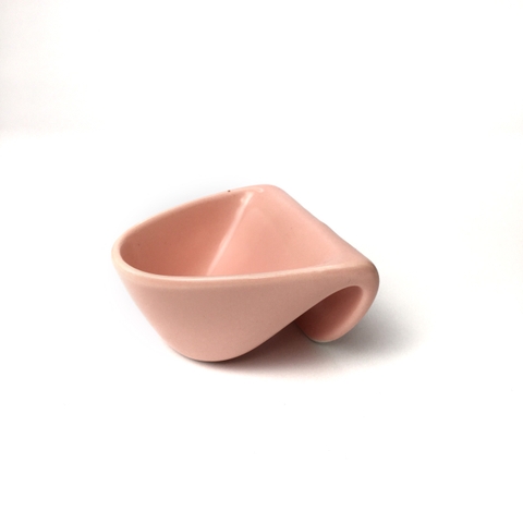 BÁT CHẤM QUAI CONG