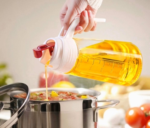 Chai thủy tinh rót dầu