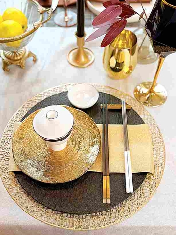 Set tiệc tone đen vàng