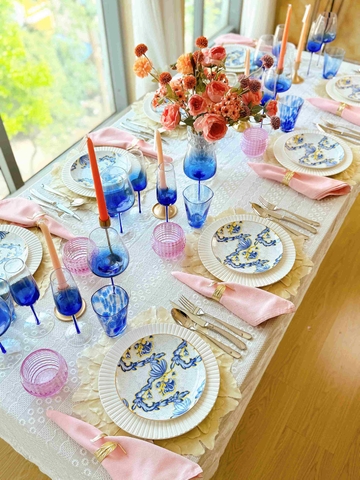 Set tiệc hoa tím hồng