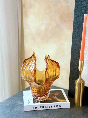 Bình thuỷ tinh amber nụ hoa